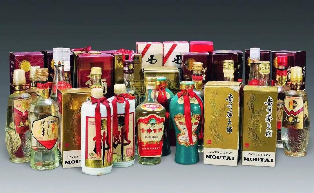 长征镇名酒回收